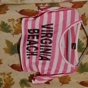 A Virginia beach top